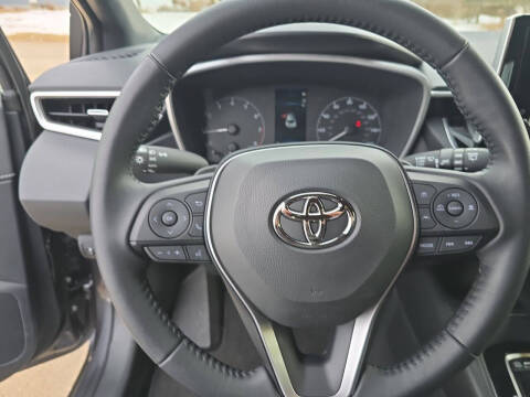 2025 Toyota Corolla Hatchback SE