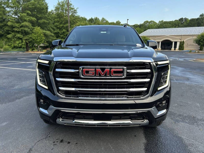 2025 GMC Yukon Elevation