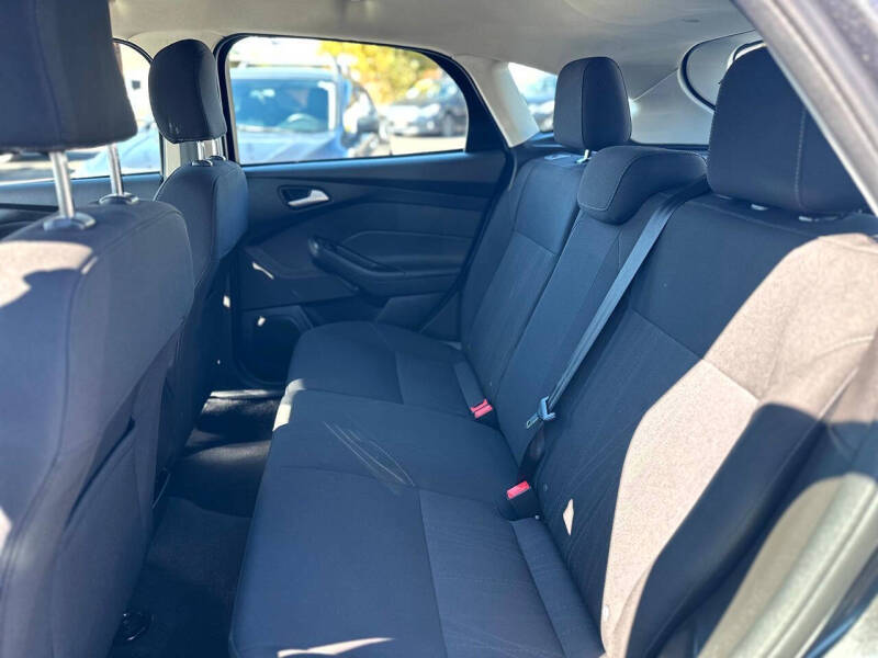 2017 Ford Focus SE