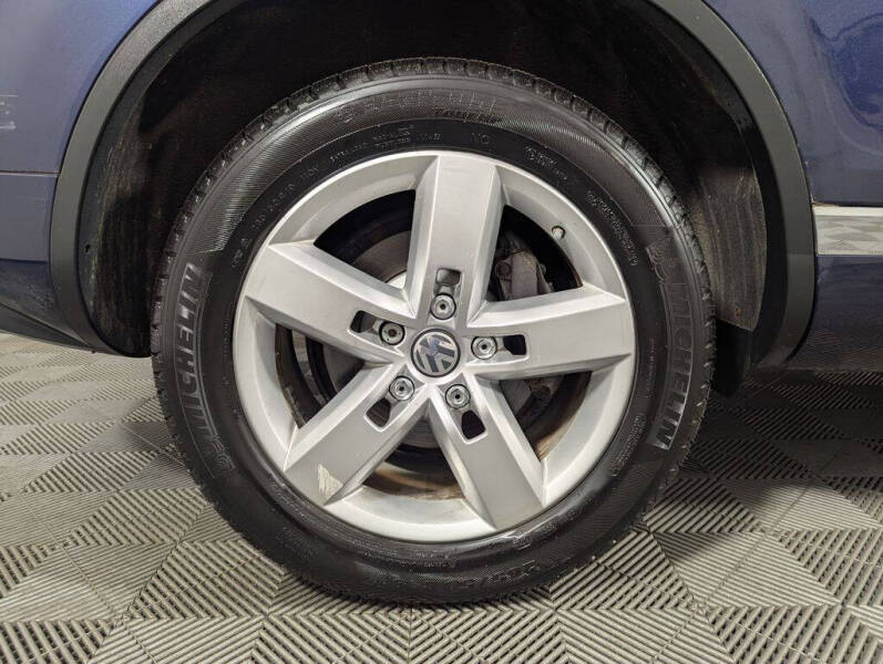 2012 Volkswagen Touareg