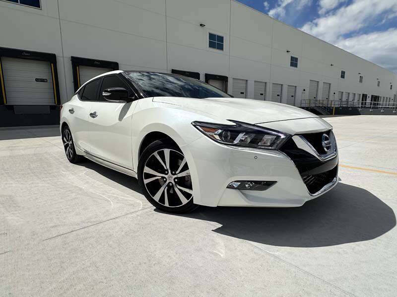 2018 Nissan Maxima SL's photo