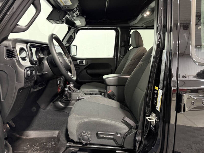 2024 Jeep Gladiator Willys