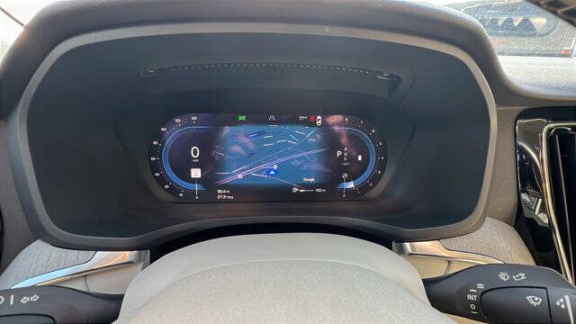 2024 Volvo S60 B5 Plus Dark Theme