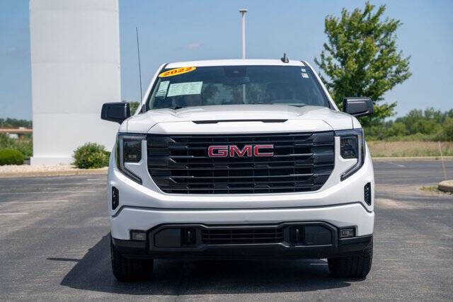 2022 GMC Sierra 1500 Elevation Standard