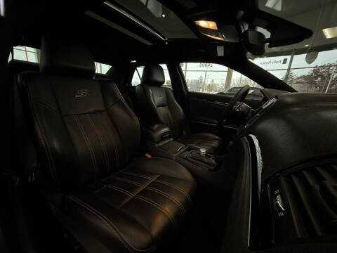 2022 Chrysler 300 S V6