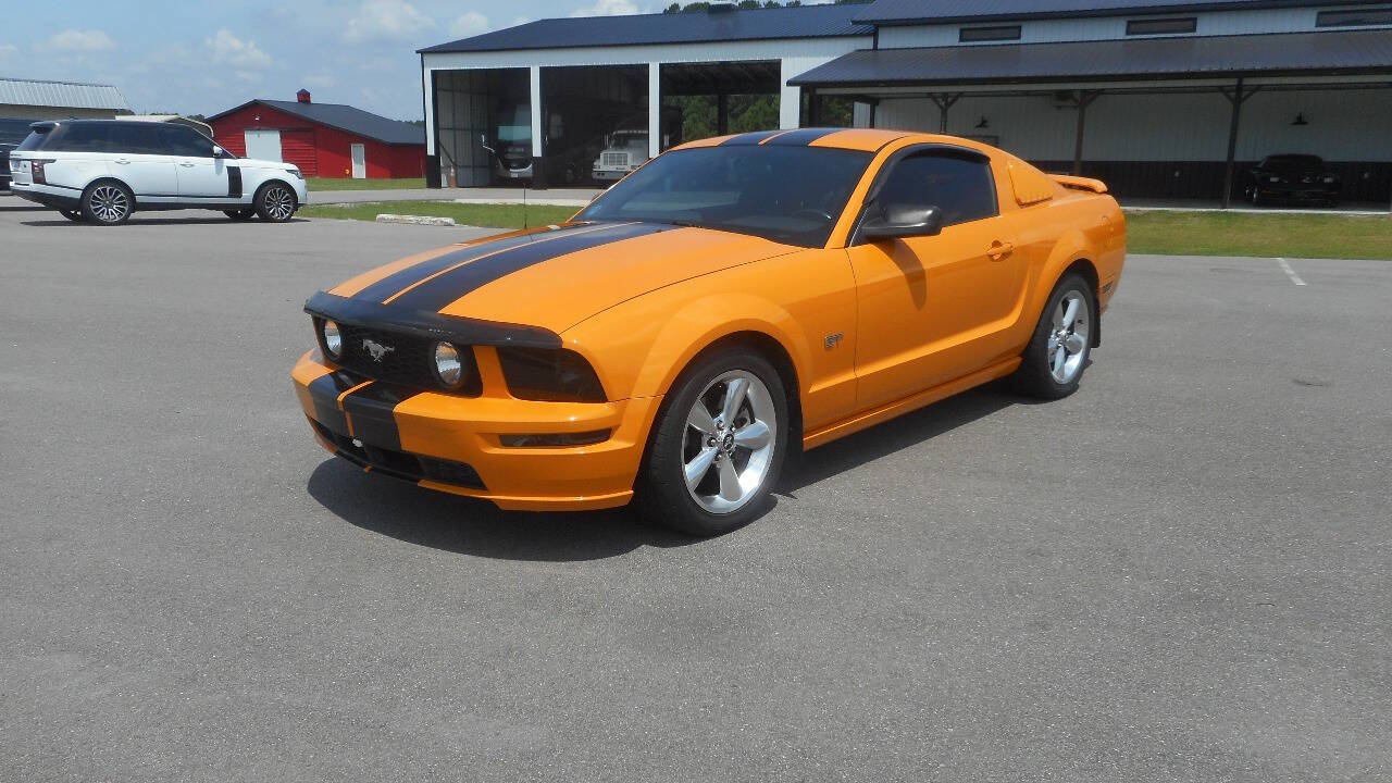 2007 Ford Mustang 11