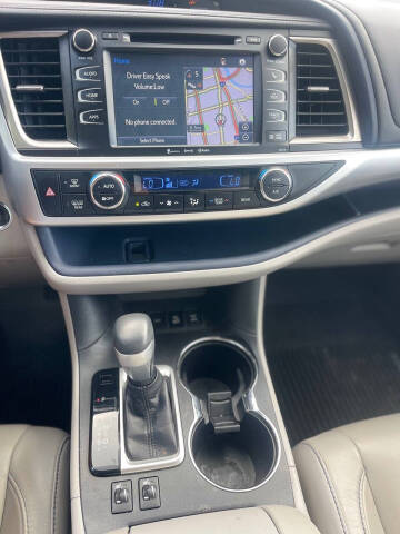 2017 Toyota Highlander XLE