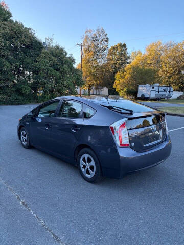 2015 Toyota Prius Two