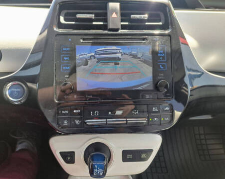 2016 Toyota Prius Three