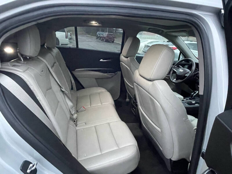 2020 Cadillac XT4 Luxury