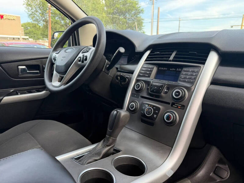 2012 Ford Edge SE