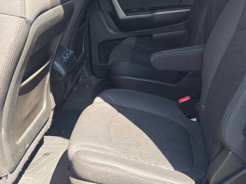 2012 GMC Acadia SLE