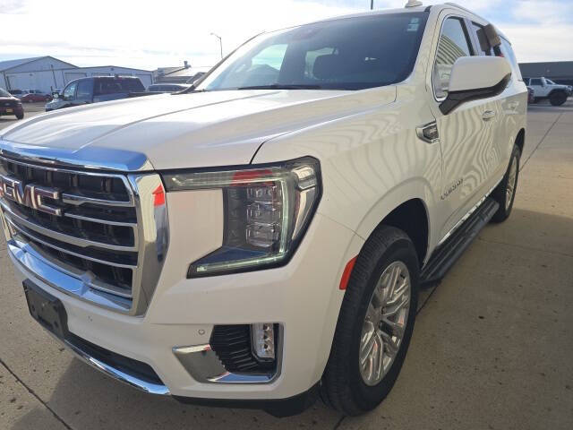 2024 GMC Yukon SLT