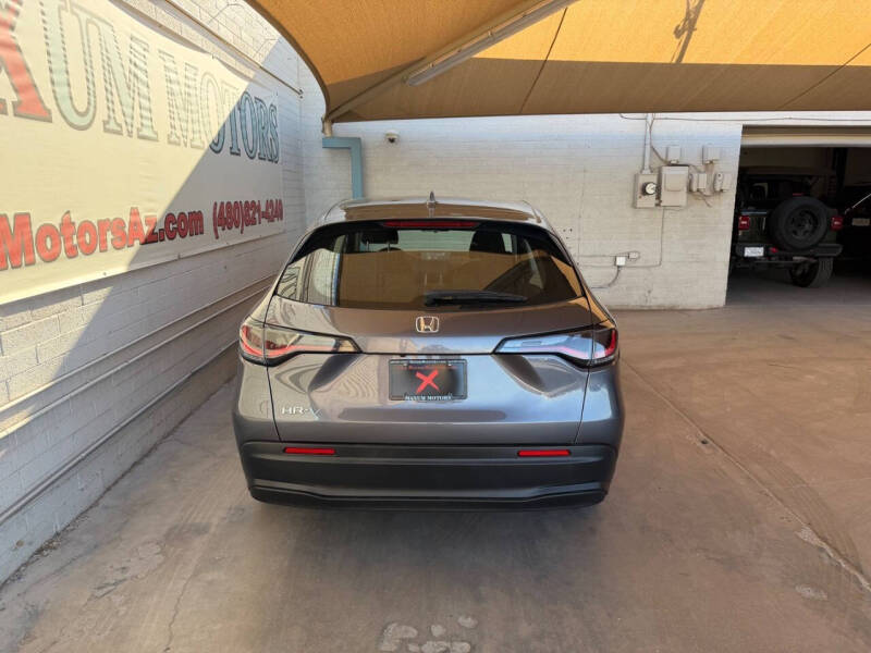 2024 Honda HR-V LX