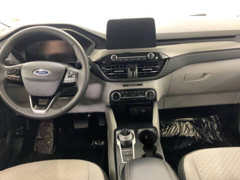 2023 Ford Escape Hybrid Active