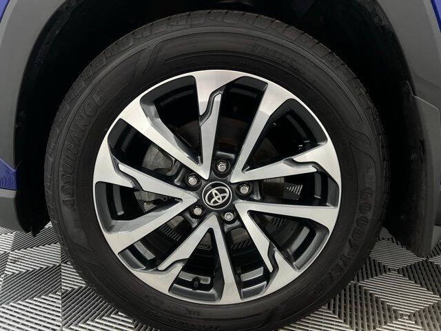 2024 Toyota Corolla Cross XLE