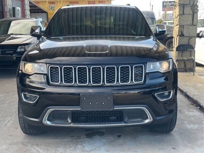 2017 Jeep Grand Cherokee Limited's photo