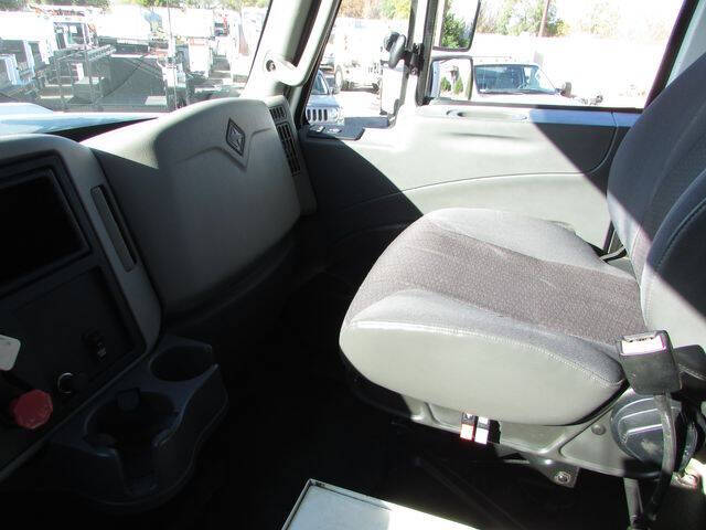 2013 International WorkStar 7400