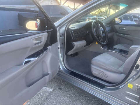 2015 Toyota Camry SE