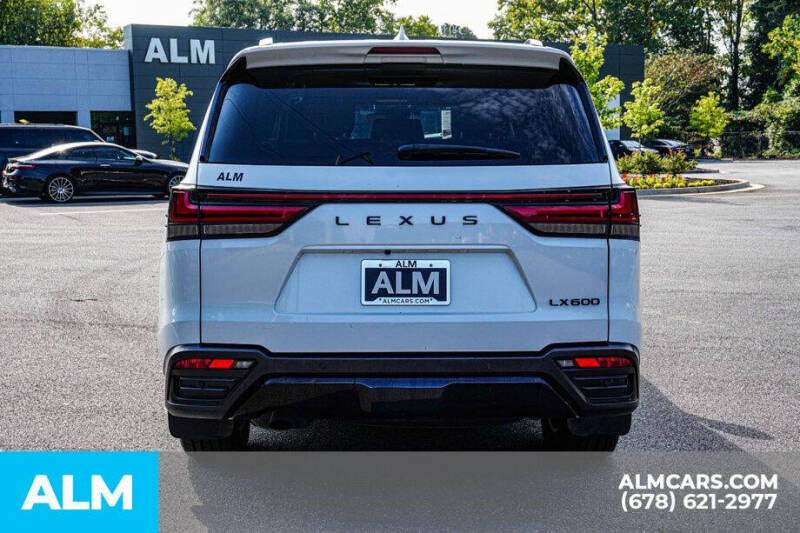 2023 Lexus LX 600 Premium