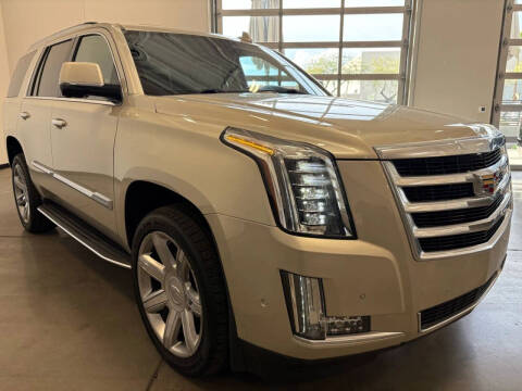 2017 Cadillac Escalade Luxury
