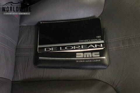 1981 DeLorean DMC-12