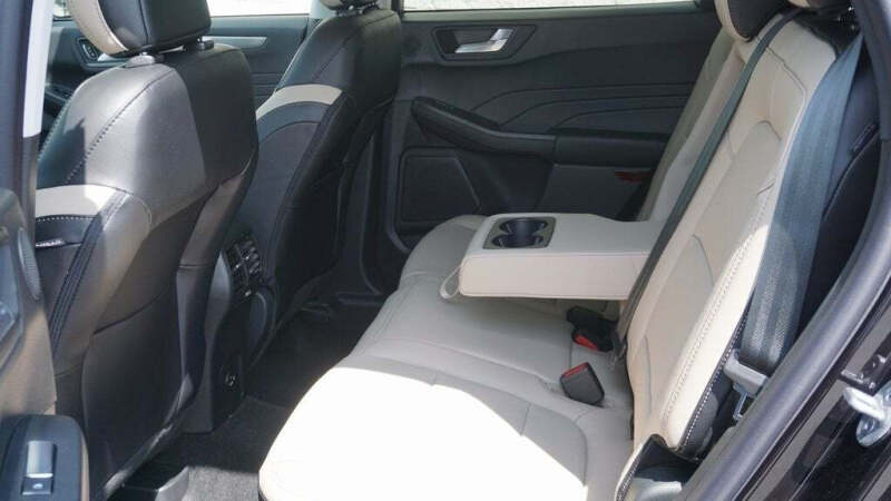 2021 Ford Escape Titanium