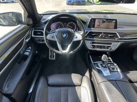 2017 BMW 7 Series 740i