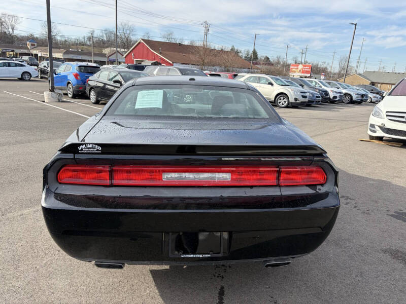 2012 Dodge Challenger SXT
