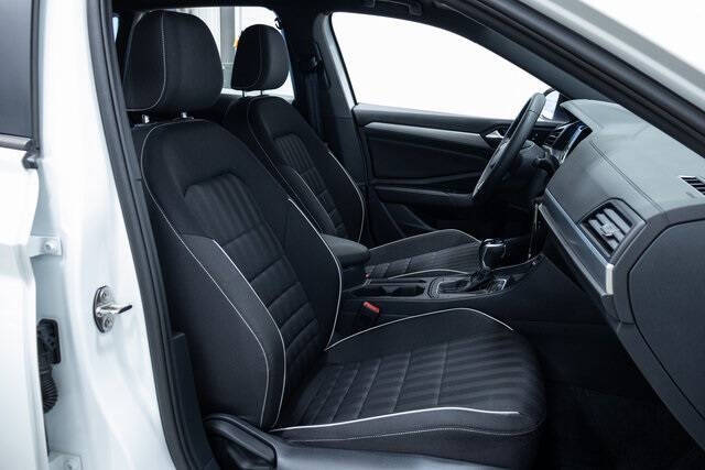 2024 Volkswagen Jetta Sport