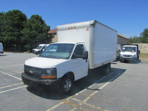 2013 chevrolet express cutaway
