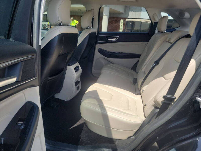 2018 Ford Edge Titanium