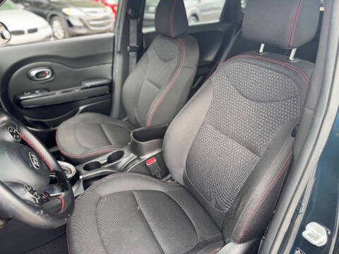 2018 Kia Soul +