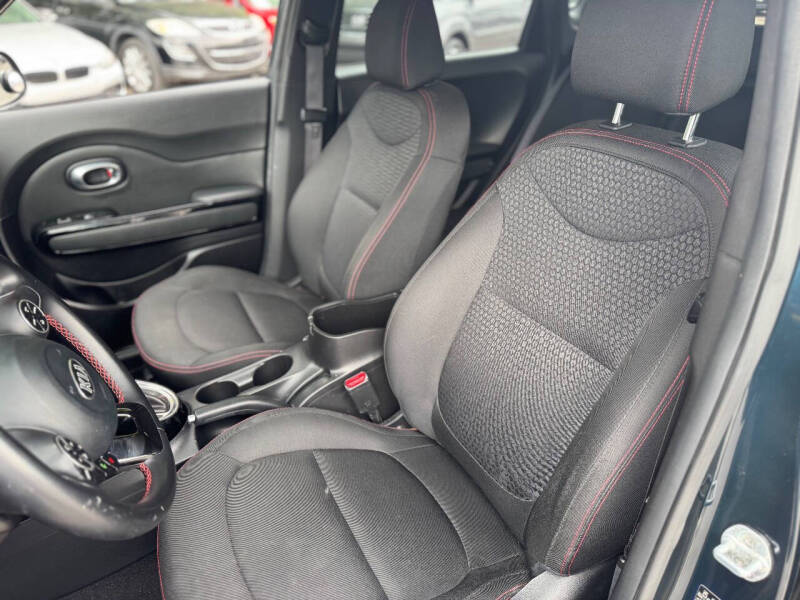 2018 Kia Soul +