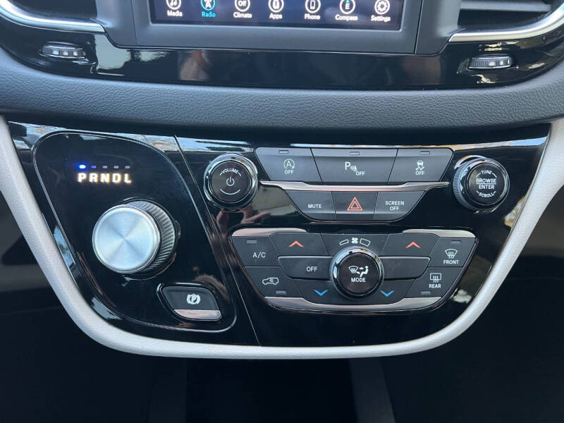 2019 Chrysler Pacifica Touring