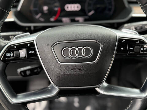 2019 Audi e-tron quattro Premium Plus