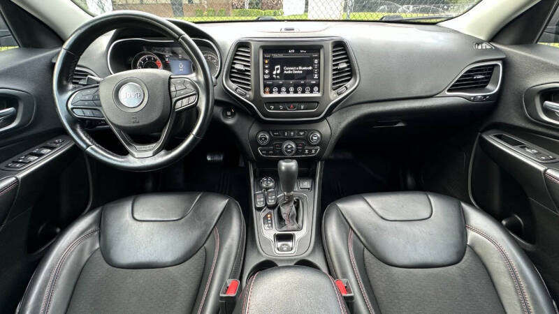 2020 Jeep Cherokee Trailhawk