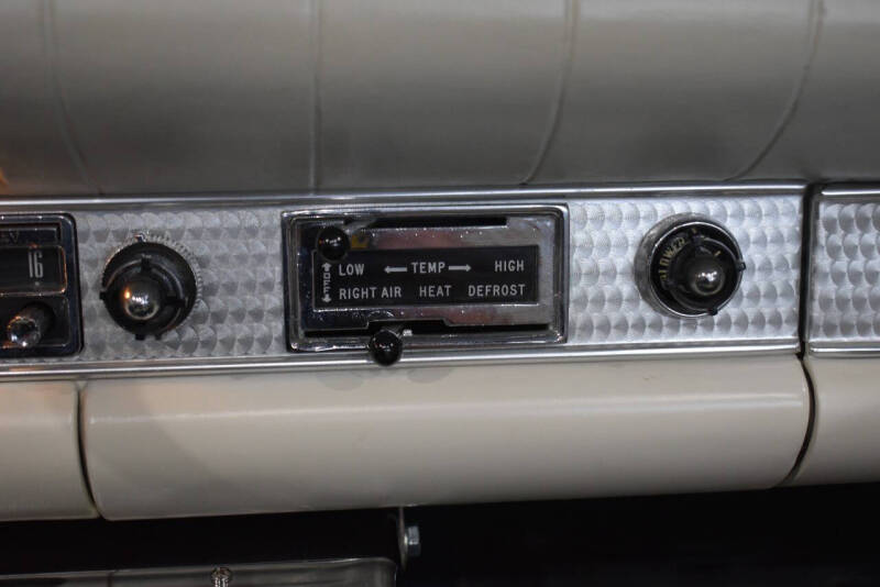 1957 Ford Thunderbird