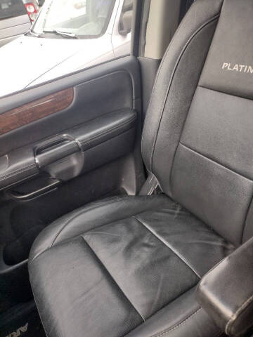 2012 Nissan Armada Platinum