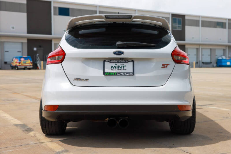 2017 Ford Focus ST