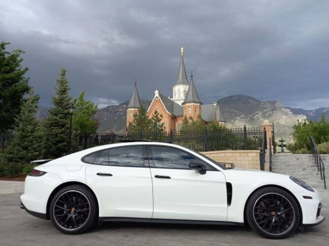 2018 Porsche Panamera