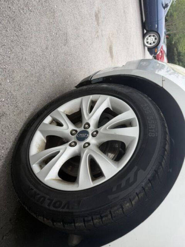 2011 Ford Taurus SEL