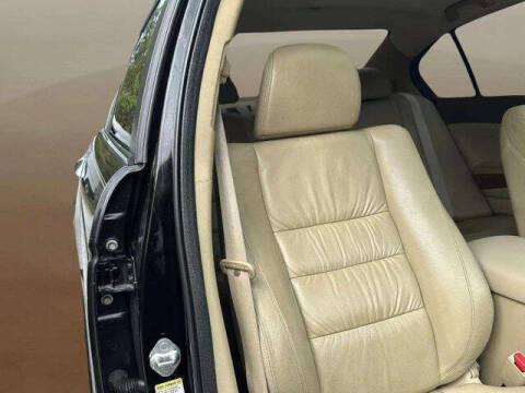 2010 Honda Accord EX-L V6 w/Navi