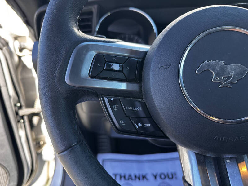 2015 Ford Mustang V6