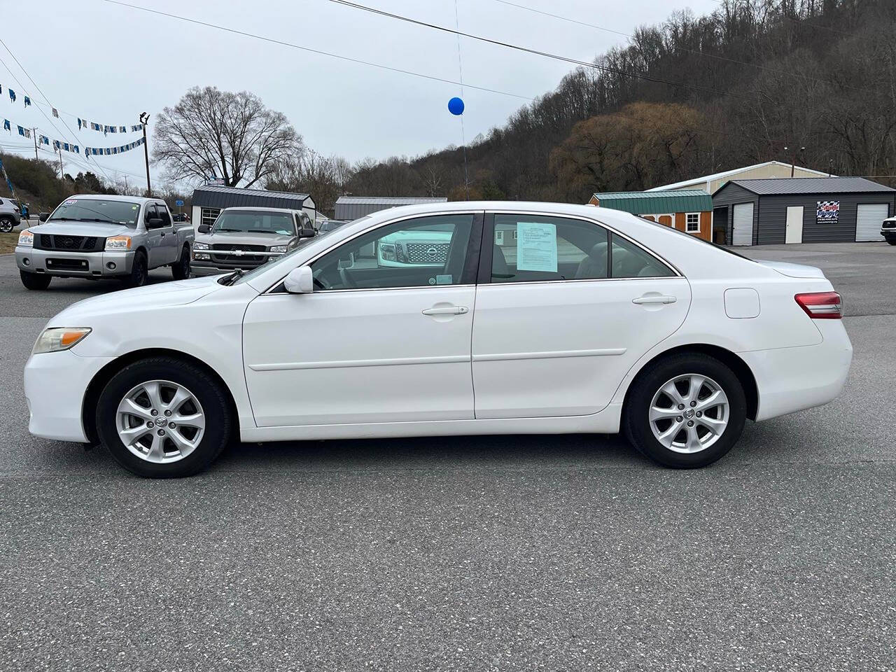 2011 Toyota Camry for sale at Auto Energy in Lebanon, VA