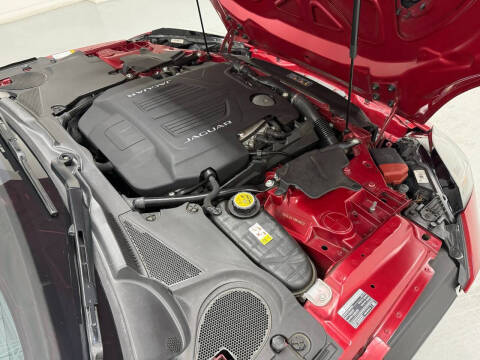 2017 Jaguar F-TYPE R