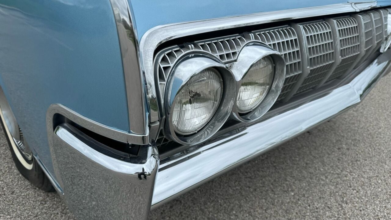 1964 Lincoln Continental 23