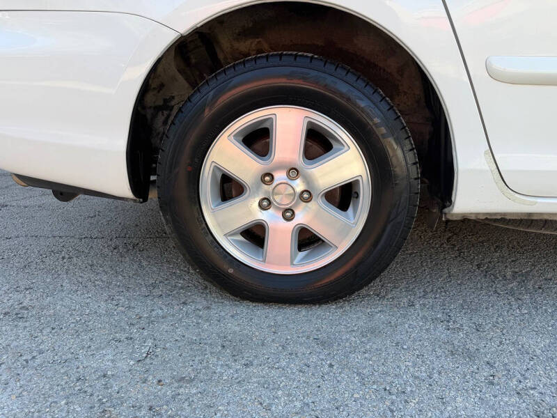 2006 Toyota Sienna CE 8 Passenger