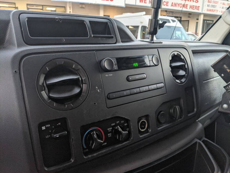 2009 Ford E-Series E-250