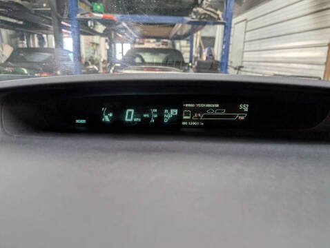 2012 Toyota Prius Two